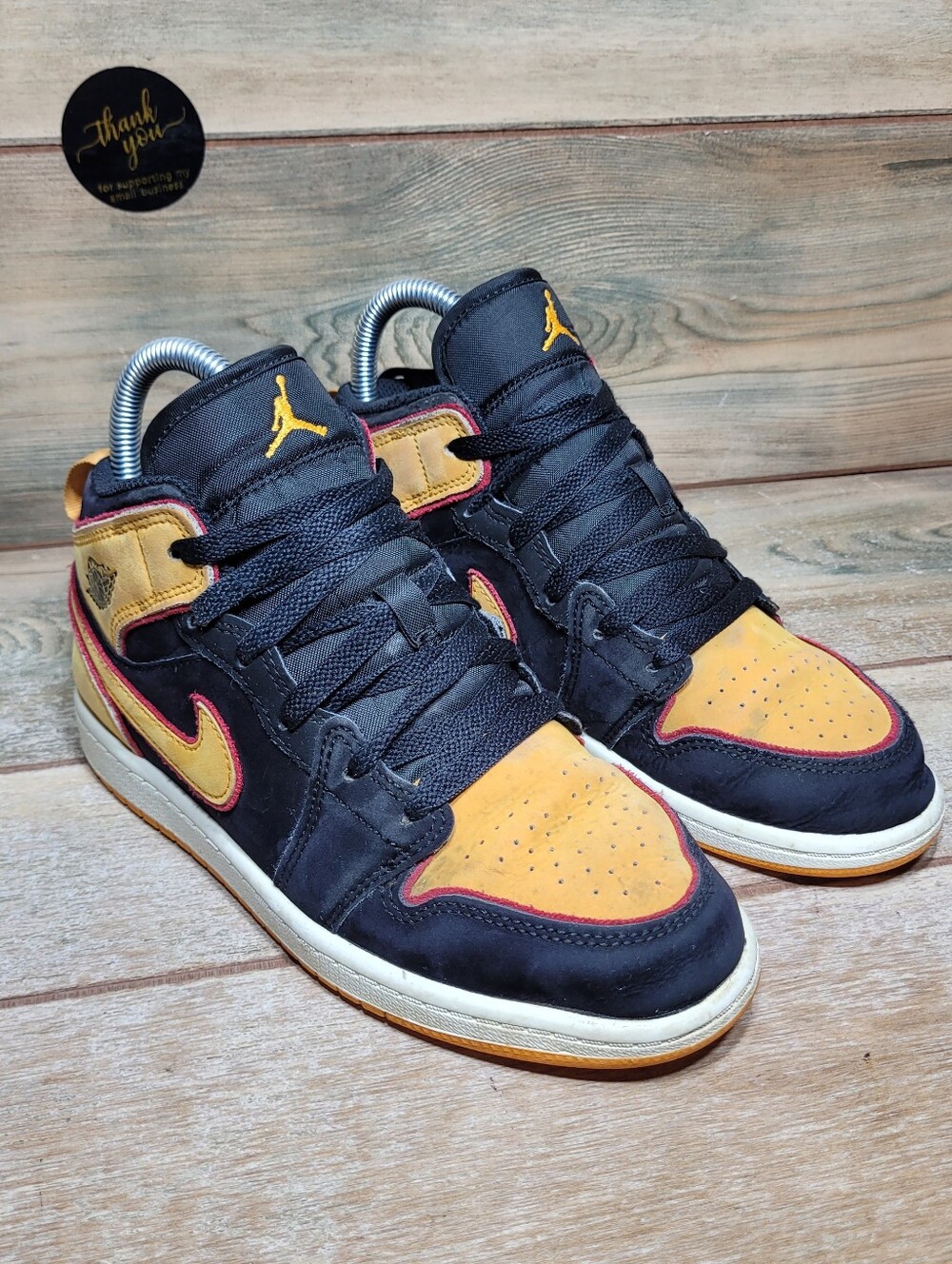 Nike Air Jordan 1 Mid Se Black-Vivid Orange FJ4925-008 Boys Sz 3Y